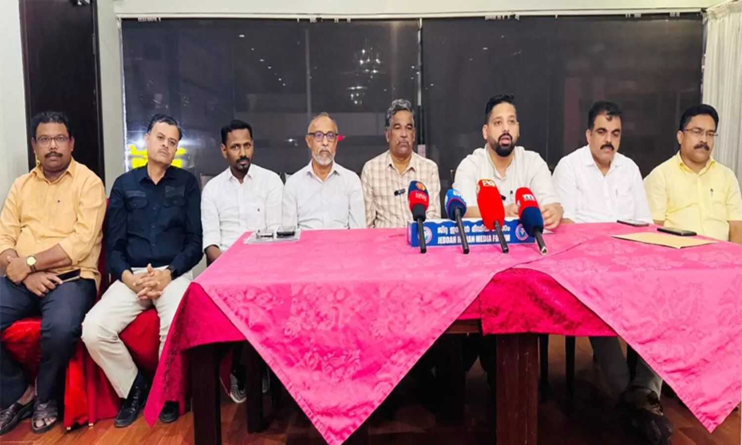 അരനൂറ്റാണ്ടിന്റെ അഭിമാനം; ഒരു വർഷം നീണ്ടുനിൽക്കുന്ന വിപുലമായ പരിപാടികളുമായി കെ.എം.സി.സി ജിദ്ദ