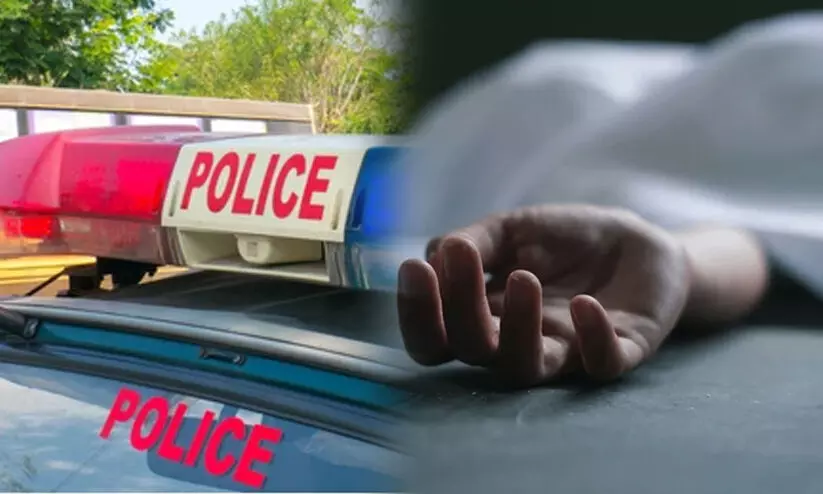 ട്രാൻസ്ജെൻഡറെ വിവാഹം കഴിക്കാനൊരുങ്ങി മകൻ; കീടനാശിനി കഴിച്ച് ജീവനൊടുക്കി മാതാപിതാക്കൾ ട്രാൻസ്ജെൻഡറെ വിവാഹം കഴിക്കാനൊരുങ്ങി മകൻ; കീടനാശിനി കഴിച്ച് ജീവനൊടുക്കി മാതാപിതാക്കൾ