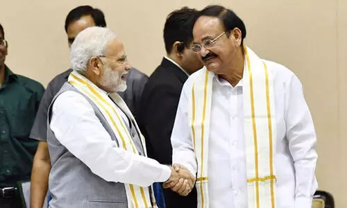 M Venkaiah Naidu, Narendra Modi