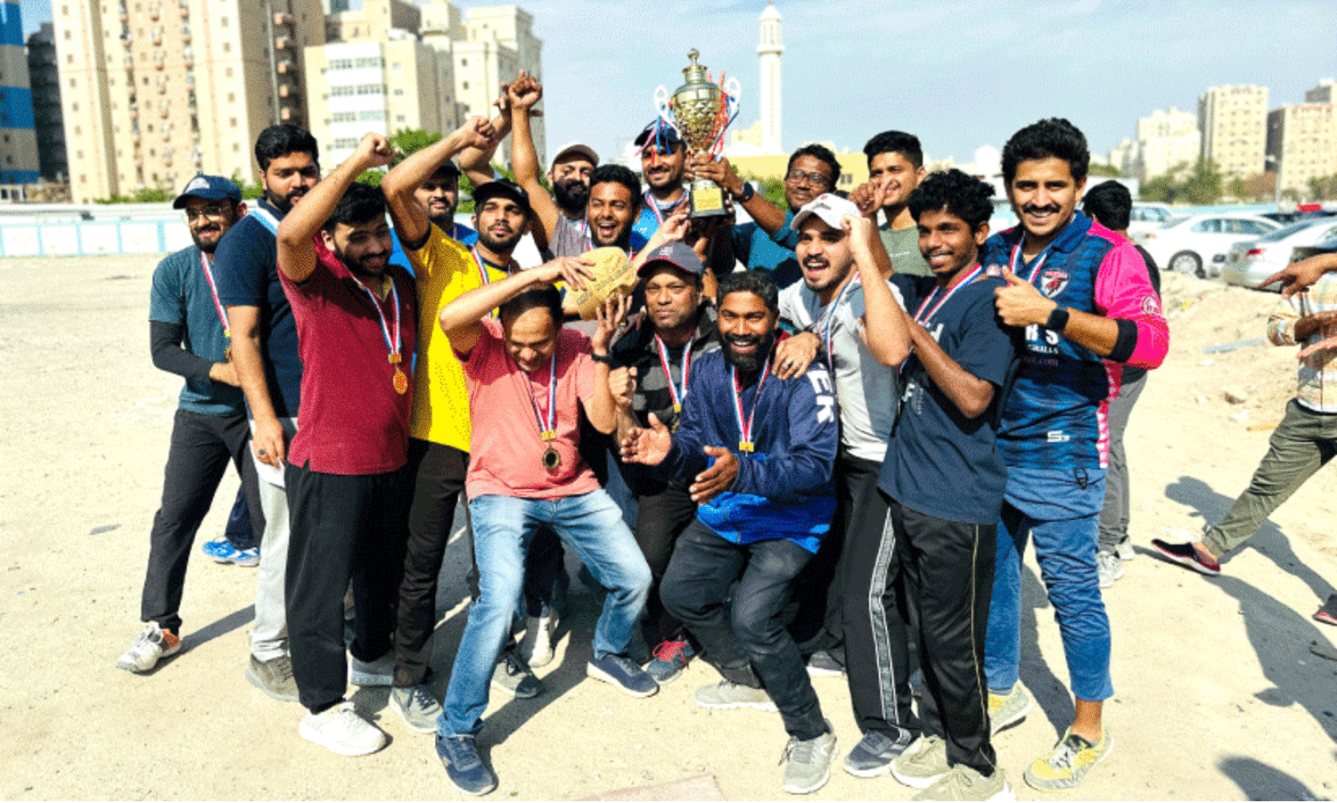 യൂ​ത്ത് ഇ​ന്ത്യ ക്രി​ക്ക​റ്റ് ടൂ​ർ​ണ​മെ​ന്റ്: സാ​ൽ​മി​യ ജേ​താ​ക്ക​ൾ