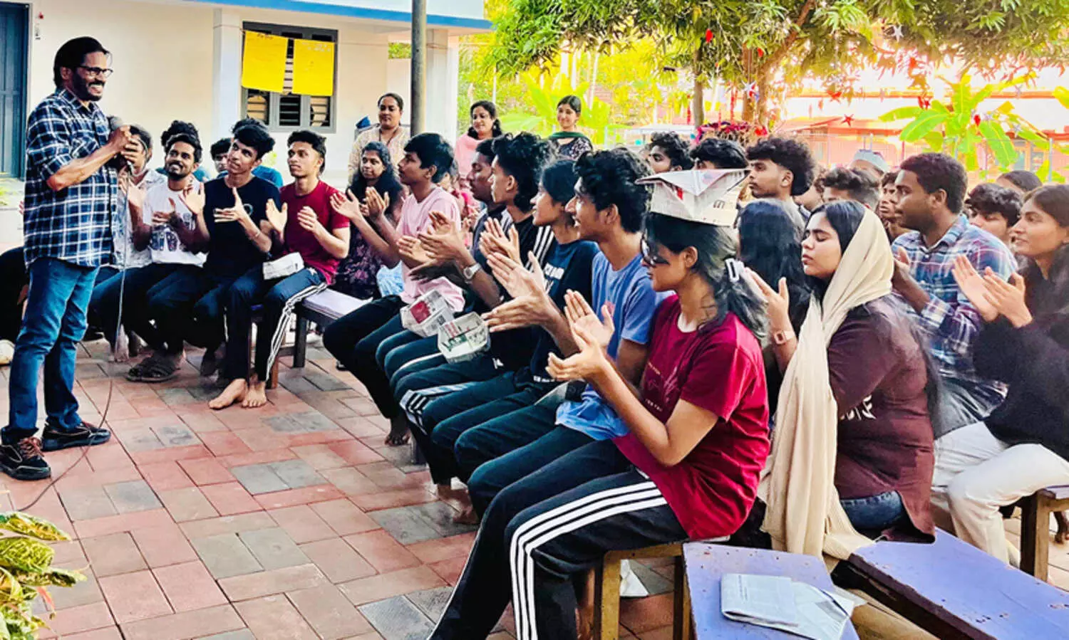 കഥകളിൽ കാര്യം പറഞ്ഞ് എൻ.എസ്.എസ് ക്യാമ്പ്