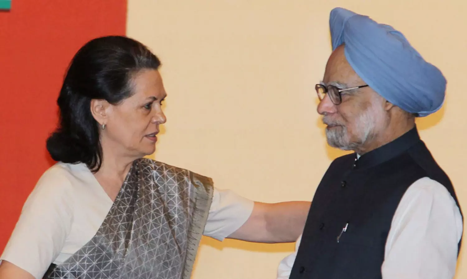 ‘സുഹൃത്തും തത്വചിന്തകനും വഴികാട്ടിയും’; മൻമോഹൻ സിങ്ങിനെ അനുസ്മരിച്ച് സോണിയ ഗാന്ധി