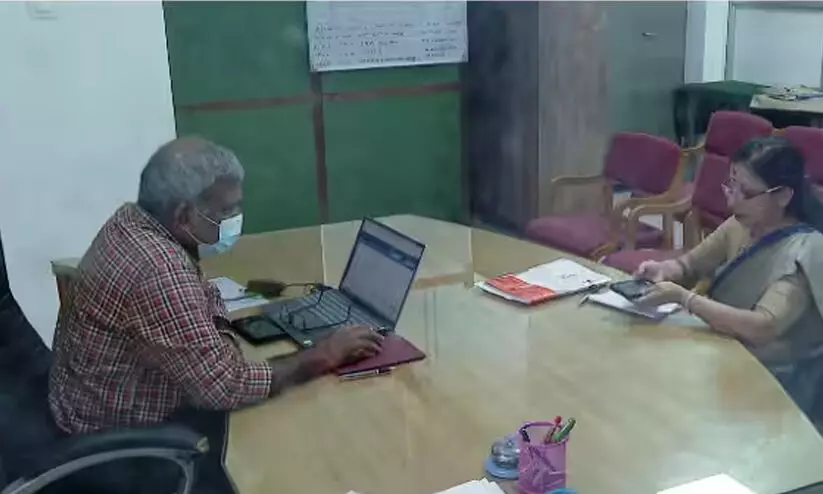 കസേര കളിക്ക് അന്ത്യം: ഡോ. ആശാദേവി കോഴിക്കോട് ഡി.എം.ഒ; സ്ഥലംമാറ്റ ഉത്തരവ് ഇറങ്ങി