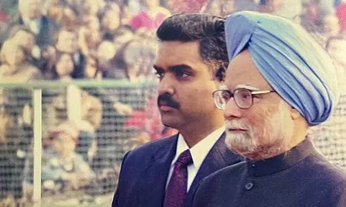 അന്ന് മൻമോഹൻ സിങ്ങിന്റെ ബോഡിഗാർഡ്; ഇന്ന് യു.പി എം.എൽഎ, മുൻ പ്രധാനമന്ത്രിയുടെ ലാളിത്യം വിവരിച്ച് അസിം അരുൺ