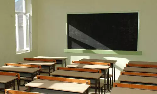 ഹൈസ്കൂൾ ക്ലാസ് സമയം ദിവസം അര മണിക്കൂർ കൂടി കൂട്ടും; യു.പി ക്ലാസുകൾക്ക്​ രണ്ട്​ ശനിയാഴ്ച കൂടി അധ്യയനദിനമാക്കും