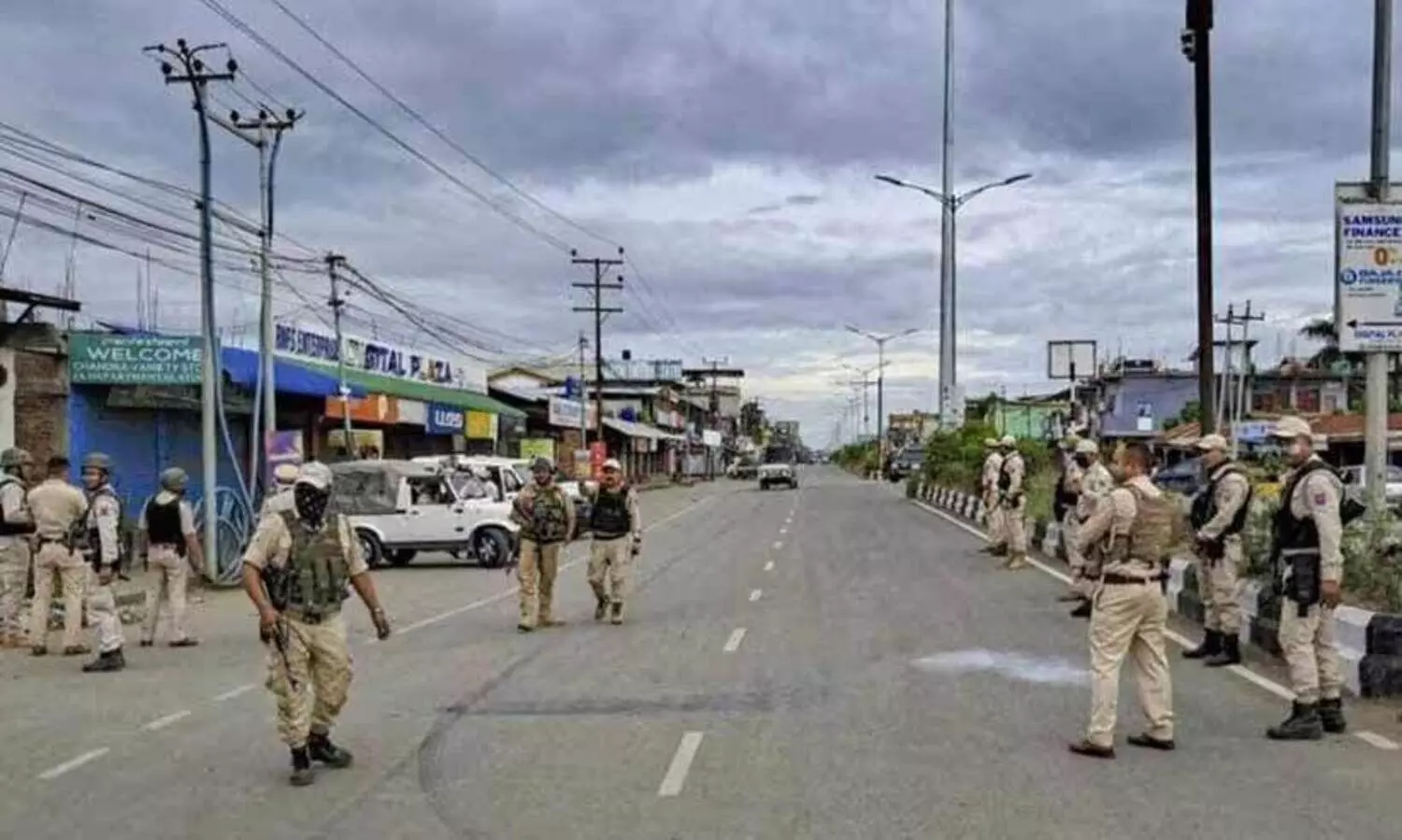 ബന്ദ്: മണിപ്പൂരിൽ ജനജീവിതം സ്തംഭിച്ചു