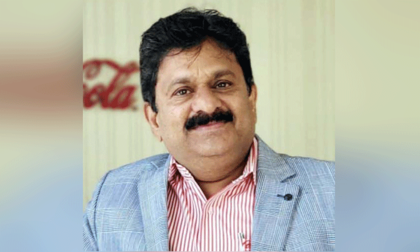 41 വർഷത്തെ പ്രവാസം; റഹീസ് നാട്ടിലേക്ക് 41 വർഷത്തെ പ്രവാസം; റഹീസ് നാട്ടിലേക്ക്