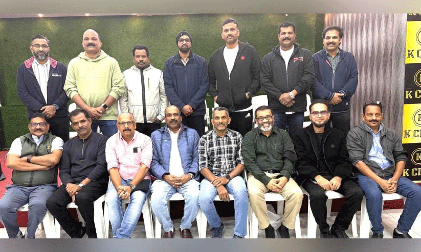 തണൽ യാത്രയയപ്പ് നൽകി തണൽ യാത്രയയപ്പ് നൽകി