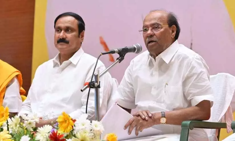 പി.എം.കെയി​ൽ പൊ​ട്ടി​ത്തെ​റി: ഡോ. ​അ​ൻ​പു​മ​ണി രാ​മ​ദാ​സും പി​താ​വും ത​മ്മി​ൽ വാ​ക്കേ​റ്റം