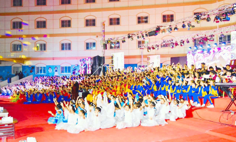 ആ​ഘോ​ഷ​നി​റ​വി​ൽ മ​ബേ​ല ഇ​ന്ത്യ​ൻ സ്കൂ​ൾ വാ​ർ​ഷി​കം