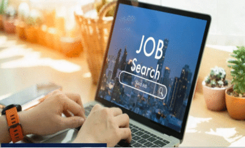 തൊ​ഴി​ല​വ​സ​ര​ങ്ങ​ൾ ഒ​റ്റ​നോ​ട്ട​ത്തി​ൽ