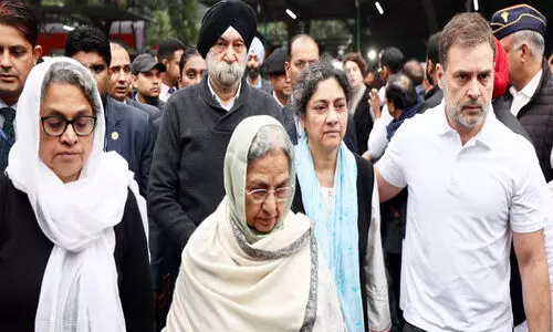 Manmohan Singh Funeral Controversy