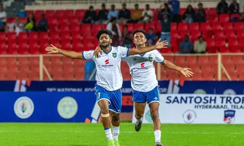 അഞ്ചിന്‍റെ മൊഞ്ചിൽ കേരളം സന്തോഷ് ട്രോഫി ഫൈനലിൽ; മണിപ്പൂരിനെ 5-1ന് തകർത്തു; റോഷലിന് ഹാട്രിക്