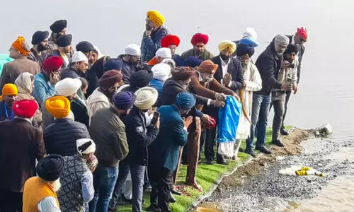 മൻമോഹൻ സിങ്ങി​ന് സ്മാരകം: രാഷ്ട്രീയവിവാദം കനക്കുന്നു