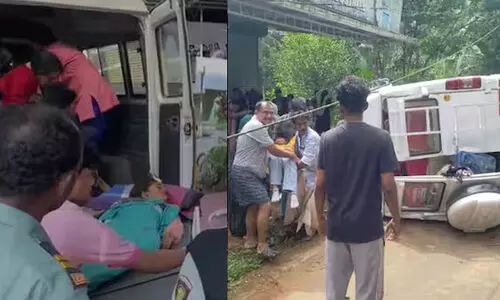 Kozhikode tourist bus overturned