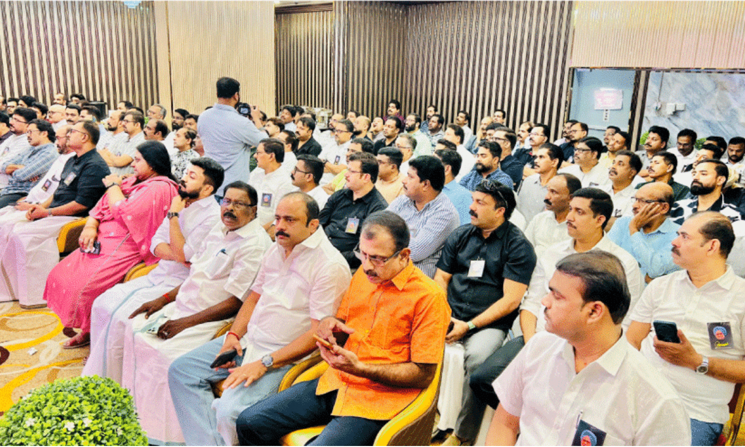 ഡോ. ​മ​ൻ​മോ​ഹ​ൻ സി​ങ്ങി​ന്റെ നി​ര്യാ​ണ​ത്തി​ൽ അ​നു​ശോ​ചനം