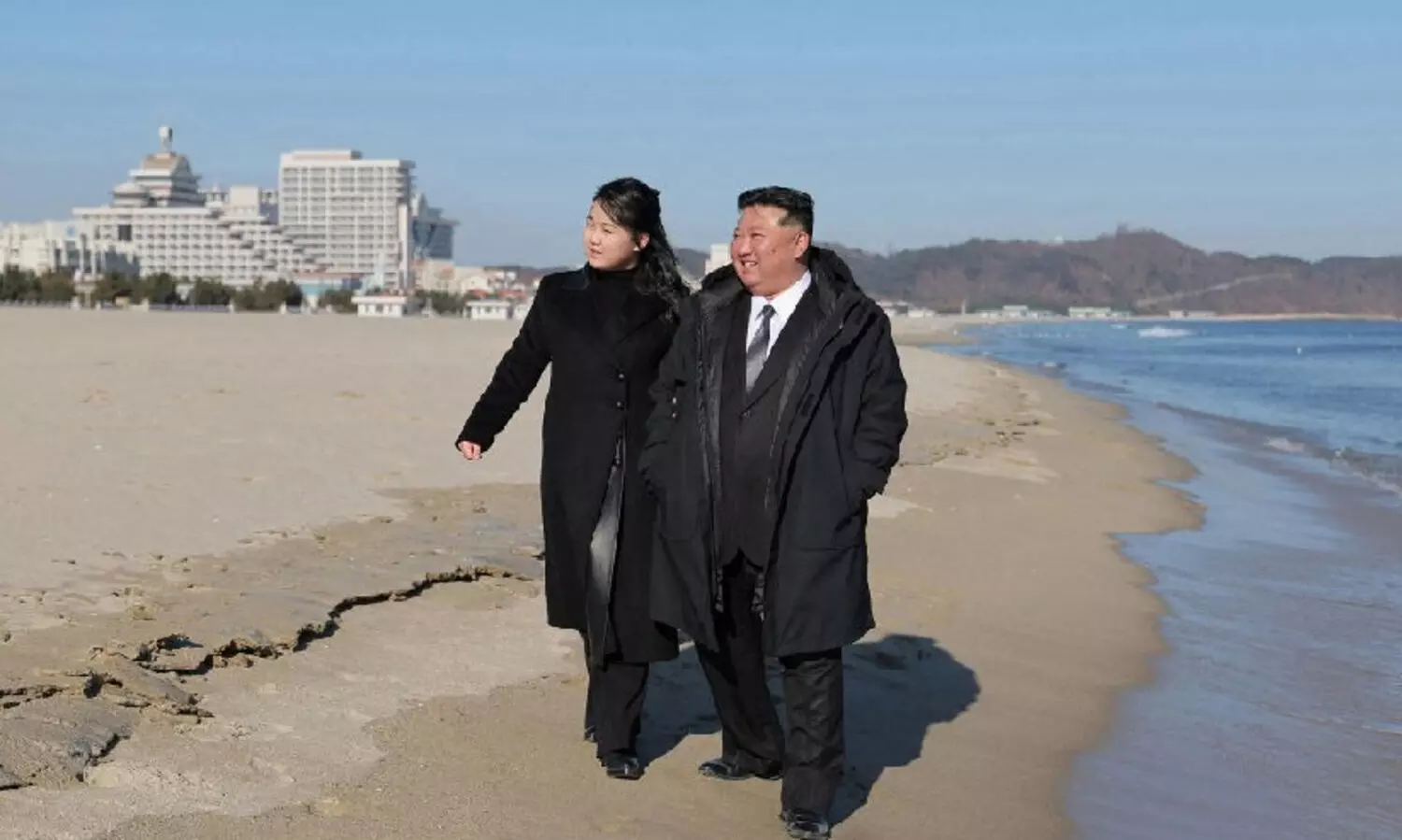 ബീച്ച് സവാരിക്കിറങ്ങി കിങ് ജോങ് ഉന്നും മകളും; ലക്ഷ്യം ടൂറിസം വികസനം
