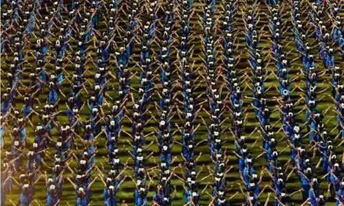 സാരി നൽകിയത് 390 രൂപക്ക്, സംഘാടകര്‍ ഈടാക്കിയത് 1600 രൂപ; വിവാദങ്ങളിൽ വ്യക്തത വരുത്തി കല്യാൺ സിൽക്സ്