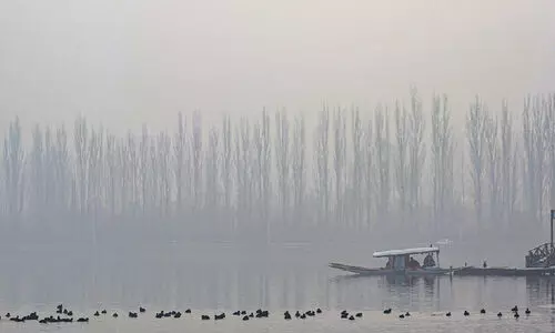 ‘ഫ്രീസിങ് പോയന്റി’നും താഴെ കശ്മീർ താഴ്വര;   ചിത്രങ്ങൾ കാണാം