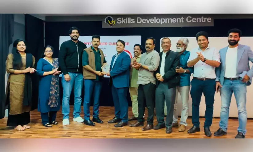 Sanskriti Qatar Career Guide Committee