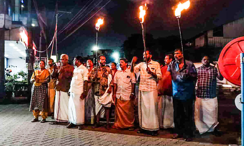 അമ്പലമുകൾ വ്യവസായ മേഖലയിലെ വായു മലിനീകരണം: അയ്യൻകുഴി നിവാസികളുടെ സമരം 50 ദിവസം പിന്നിട്ടു