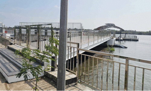 വിനോദ മേഖലക്ക് കുതിപ്പ്; മുട്ടുകണ്ടി പുഴയിൽ ജലോപരിതല റസ്റ്റാറന്റും ബോട്ട് റേസ് ഗാലറിയും ഒരുങ്ങി