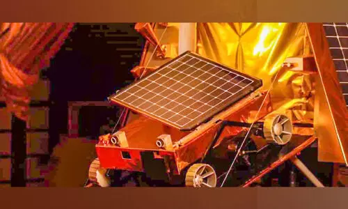 ചന്ദ്രയാൻ 3 പേടകത്തിന്റെ മാതൃക നിർമിച്ച് നിർമല കോളജ് ചന്ദ്രയാൻ 3 പേടകത്തിന്റെ മാതൃക നിർമിച്ച് നിർമല കോളജ്