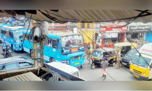 ന​ട​പ്പാ​കു​മോ;തൃ​ശൂ​ർ-​വാ​ടാ​ന​പ്പ​ള്ളി സം​സ്ഥാ​ന​പാ​ത  വി​ക​സ​നം