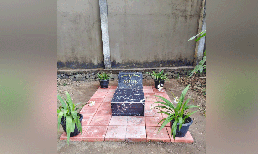 പൊ​ലീ​സ് നാ​യ് അ​മ്മു​വി​ന് ക​ല്ല​റ