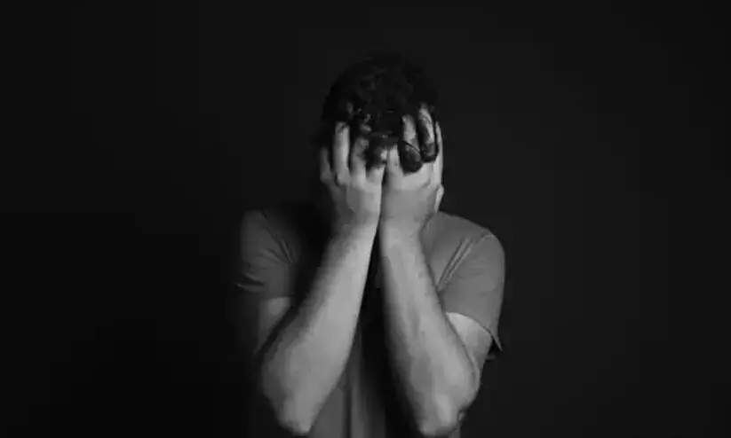 കോഴ്സിനെ ചൊല്ലിയുള്ള തർക്കത്തിനൊടുവിൽ മാതാപിതാക്കളെ കൊലപ്പെടുത്തി; എൻജിനീയറിങ് വിദ്യാർഥി അറസ്റ്റിൽ കോഴ്സിനെ ചൊല്ലിയുള്ള തർക്കത്തിനൊടുവിൽ മാതാപിതാക്കളെ കൊലപ്പെടുത്തി; എൻജിനീയറിങ് വിദ്യാർഥി അറസ്റ്റിൽ