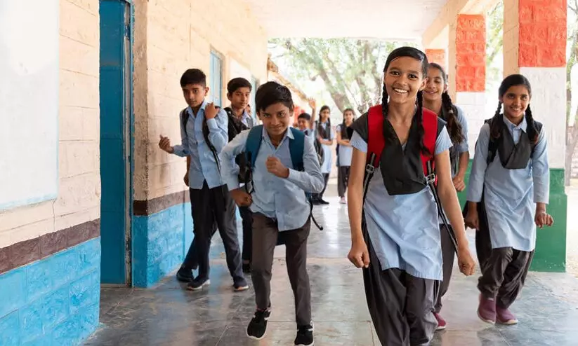 രാജ്യത്തെ സ്കൂൾ പ്രവേശനത്തിൽ 37 ലക്ഷം കുട്ടികളുടെ കുറവ്; ന്യൂനപക്ഷ പ്രാതിനിധ്യം 20 ശതമാനം മാത്രം രാജ്യത്തെ സ്കൂൾ പ്രവേശനത്തിൽ 37 ലക്ഷം കുട്ടികളുടെ കുറവ്; ന്യൂനപക്ഷ പ്രാതിനിധ്യം 20 ശതമാനം മാത്രം