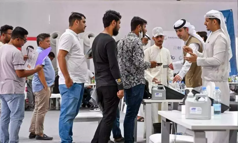 യു.എ.ഇയിൽ പൊതുമാപ്പ് അവസാനിച്ചു; 3700 ഇന്ത്യക്കാർ എക്സിറ്റ് പാസ് നേടി, കണക്കുകൾ പുറത്തുവിട്ട് കോൺസുലേറ്റ് യു.എ.ഇയിൽ പൊതുമാപ്പ് അവസാനിച്ചു; 3700 ഇന്ത്യക്കാർ എക്സിറ്റ് പാസ് നേടി, കണക്കുകൾ പുറത്തുവിട്ട് കോൺസുലേറ്റ്