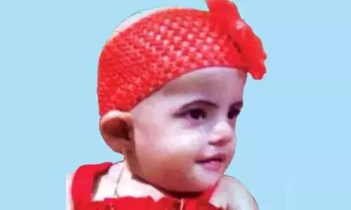 നാരങ്ങ അല്ലി തൊണ്ടയിൽ കുടുങ്ങി പിഞ്ചുകുഞ്ഞ് മരിച്ചു