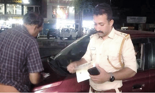 പു​തു​വ​ർ​ഷാ​ഘോ​ഷത്തിൽ അ​തി​രു​ക​ട​ന്ന്  റോഡിലെ നിയമലംഘനം; 75 വാഹന ഉടമകൾക്കെതിരെ നടപടി