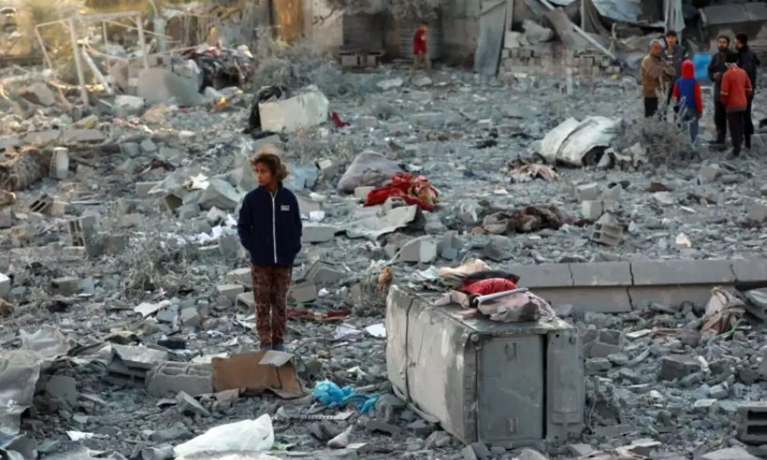 വെ​ടി​നി​ർ​ത്ത​ൽ ച​ർ​ച്ച​ക്കി​ടെ ഗ​സ്സ​യി​ൽ ക​ന​ത്ത​ ആ​ക്ര​മ​ണം; 77 മരണം