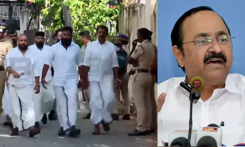 സ്വന്തം മക്കള്ക്കു വേണ്ടി എല്ലാം ചെയ്യുകയും മറ്റുള്ളവരുടെ കുഞ്ഞുങ്ങളെ കൊലപ്പെടുത്തുകയും ചെയ്യുന്ന അധമ രാഷ്ട്രീയമാണ് സി.പി.എം നടപ്പാക്കുന്നത്-വി.ഡി. സതീശൻ സ്വന്തം മക്കള്ക്കു വേണ്ടി എല്ലാം ചെയ്യുകയും മറ്റുള്ളവരുടെ കുഞ്ഞുങ്ങളെ കൊലപ്പെടുത്തുകയും ചെയ്യുന്ന അധമ രാഷ്ട്രീയമാണ് സി.പി.എം നടപ്പാക്കുന്നത്-വി.ഡി. സതീശൻ