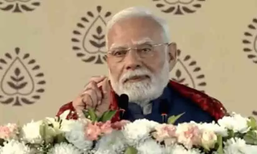 സ്വന്തമായി ഒരു വീട് പോലും ഉണ്ടാക്കിയില്ല; രാജ്യത്തെ പാവങ്ങൾക്കായി 4 കോടി വീടുകൾ നിർമിച്ചെന്ന് നരേന്ദ്ര മോദി സ്വന്തമായി ഒരു വീട് പോലും ഉണ്ടാക്കിയില്ല; രാജ്യത്തെ പാവങ്ങൾക്കായി 4 കോടി വീടുകൾ നിർമിച്ചെന്ന് നരേന്ദ്ര മോദി