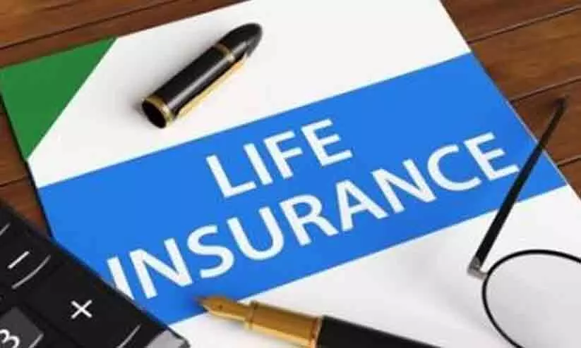 ലൈഫ് ഇന്‍ഷുറന്‍സ് കമ്പനികള്‍ കൈകാര്യം ചെയ്യുന്ന ആസ്തി 62 ലക്ഷം കോടിയായി; മുന്നിൽ എൽ.ഐ.സി