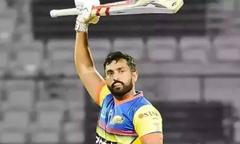 അഞ്ചു മത്സരങ്ങളിൽ 542 റൺസെടുത്ത് ഒടുവിൽ ഔട്ട്! കരുൺ നായർക്ക് ലോക റെക്കോഡ് അഞ്ചു മത്സരങ്ങളിൽ 542 റൺസെടുത്ത് ഒടുവിൽ ഔട്ട്! കരുൺ നായർക്ക് ലോക റെക്കോഡ്