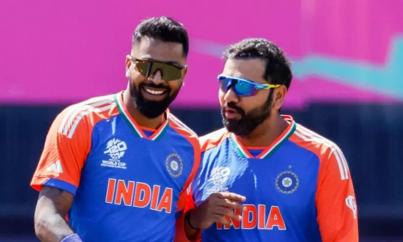 ഏകദിനത്തിലും രോഹിത്തിന്റെ ക്യാപ്റ്റൻസി തെറിക്കും? ചാമ്പ്യൻസ് ട്രോഫിയിൽ ഹാർദിക് നയിക്കുമെന്ന് റിപ്പോർട്ട്