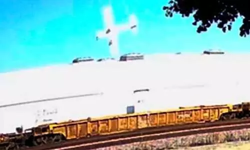 യു.എസിൽ ചെറുവിമാനം തകർന്നു വീണ് രണ്ട് പേർ മരിച്ചു; 18 പേർക്ക് പരിക്ക്