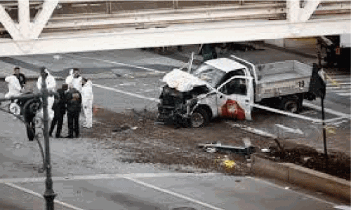 യു.​എ​സി​ൽ ജ​ന​ക്കൂ​ട്ട​ത്തി​ലേ​ക്ക് ട്ര​ക്ക് ഓ​ടി​ച്ചു​ക​യ​റ്റി​യ സം​ഭ​വം: കു​വൈ​ത്ത് അ​പ​ല​പി​ച്ചു