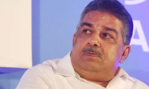 കഞ്ചാവ് കേസിൽ യു. പ്രതിഭയുടെ മകനെ ന്യായീകരിക്കാൻ പുകവലി അപരാധമല്ലെന്ന പ്രസംഗം; സജി ചെറിയാനെതിരെ പരാതി