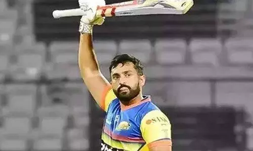 അഞ്ചു മത്സരങ്ങളിൽ 542 റൺസെടുത്ത് ഒടുവിൽ ഔട്ട്! കരുൺ നായർക്ക് ലോക റെക്കോഡ്