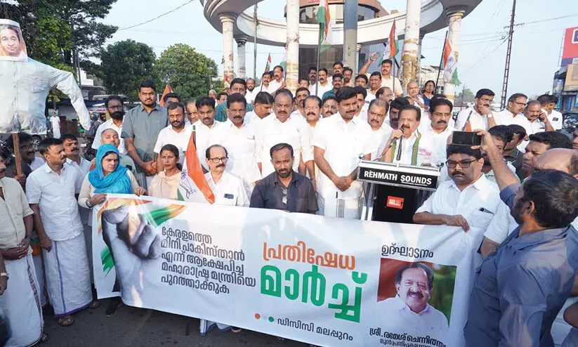 പാകിസ്താൻ അനുകൂലികളെന്ന പാലോളിയുടെ പ്രസ്താവന: മലപ്പുറത്തെ അപമാനിക്കുന്നത് അവസാനിപ്പിക്കണം -രമേശ് ചെന്നിത്തല പാകിസ്താൻ അനുകൂലികളെന്ന പാലോളിയുടെ പ്രസ്താവന: മലപ്പുറത്തെ അപമാനിക്കുന്നത് അവസാനിപ്പിക്കണം -രമേശ് ചെന്നിത്തല