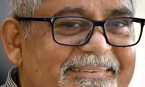 പ്രൊഫ. മുസാഫർ അസ്സാദി അന്തരിച്ചു