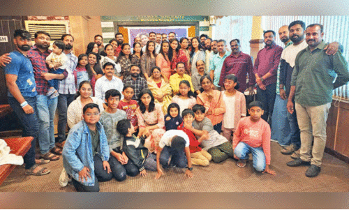 ഷീ​ലു വ​ർ​ഗീ​സി​ന് യാ​ത്ര​യ​യ​പ്പ് ന​ൽ​കി