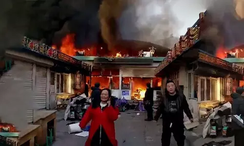 ചൈനയിലെ ഭക്ഷ്യ മാർക്കറ്റിൽ തീപിടിത്തം;   എട്ട് മരണം, 15 പേർക്ക് പരിക്ക്