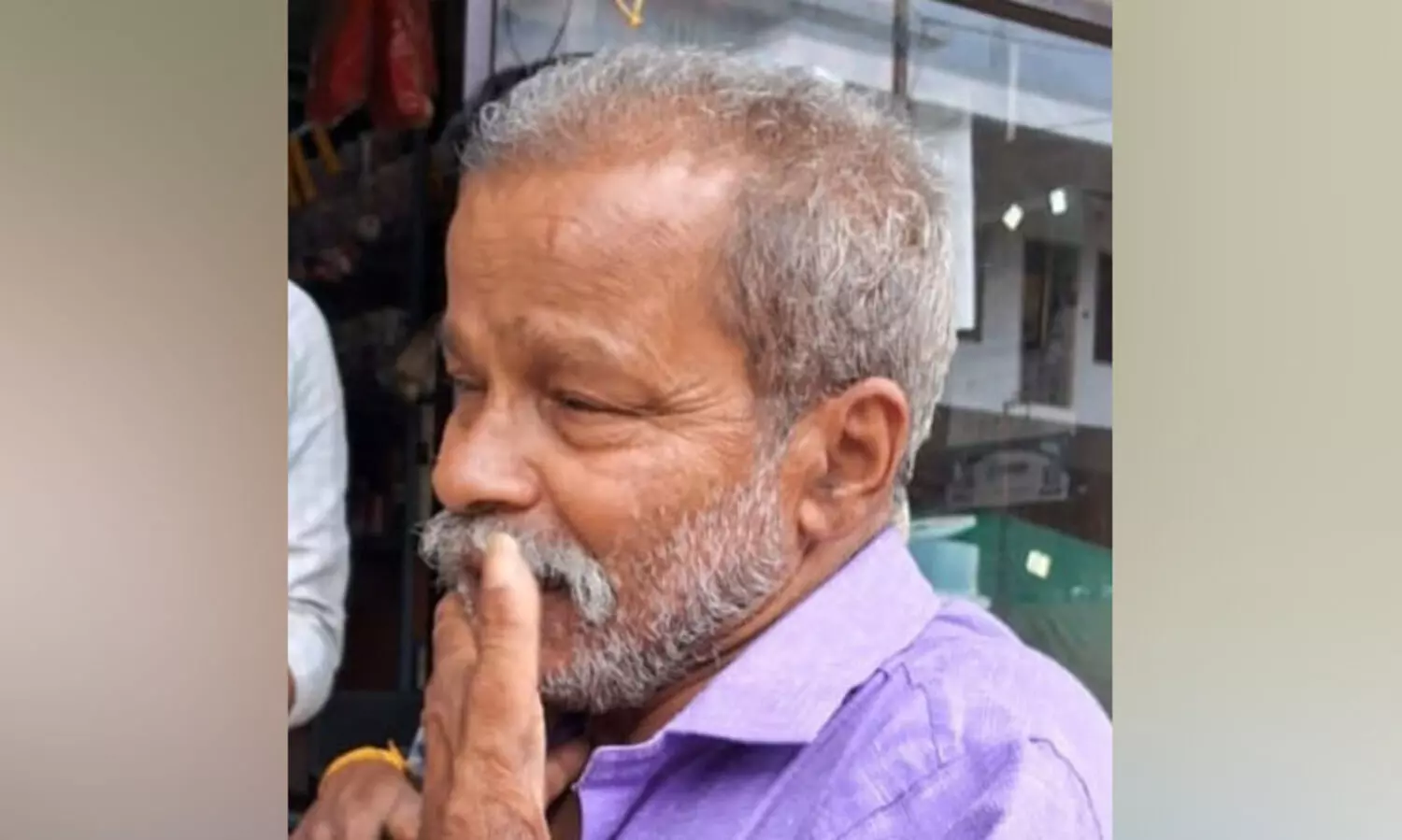 പോത്തിനെ കെട്ടിയ കയർ കാലിൽ കുരുങ്ങി തലയിടിച്ചു വീണു; വയോധികന് ദാരുണാന്ത്യം