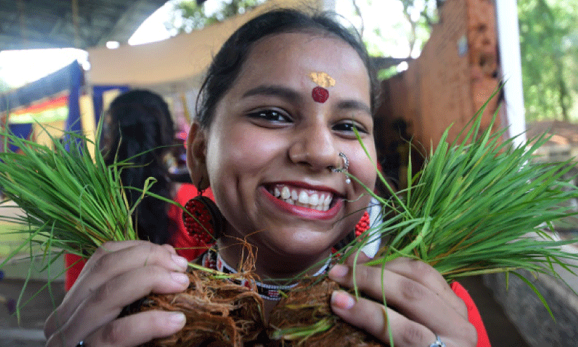 മലയാളി കാൽത്തള കെട്ടിയ പഞ്ചാബി പെണ്ണാണു ഞാൻ...